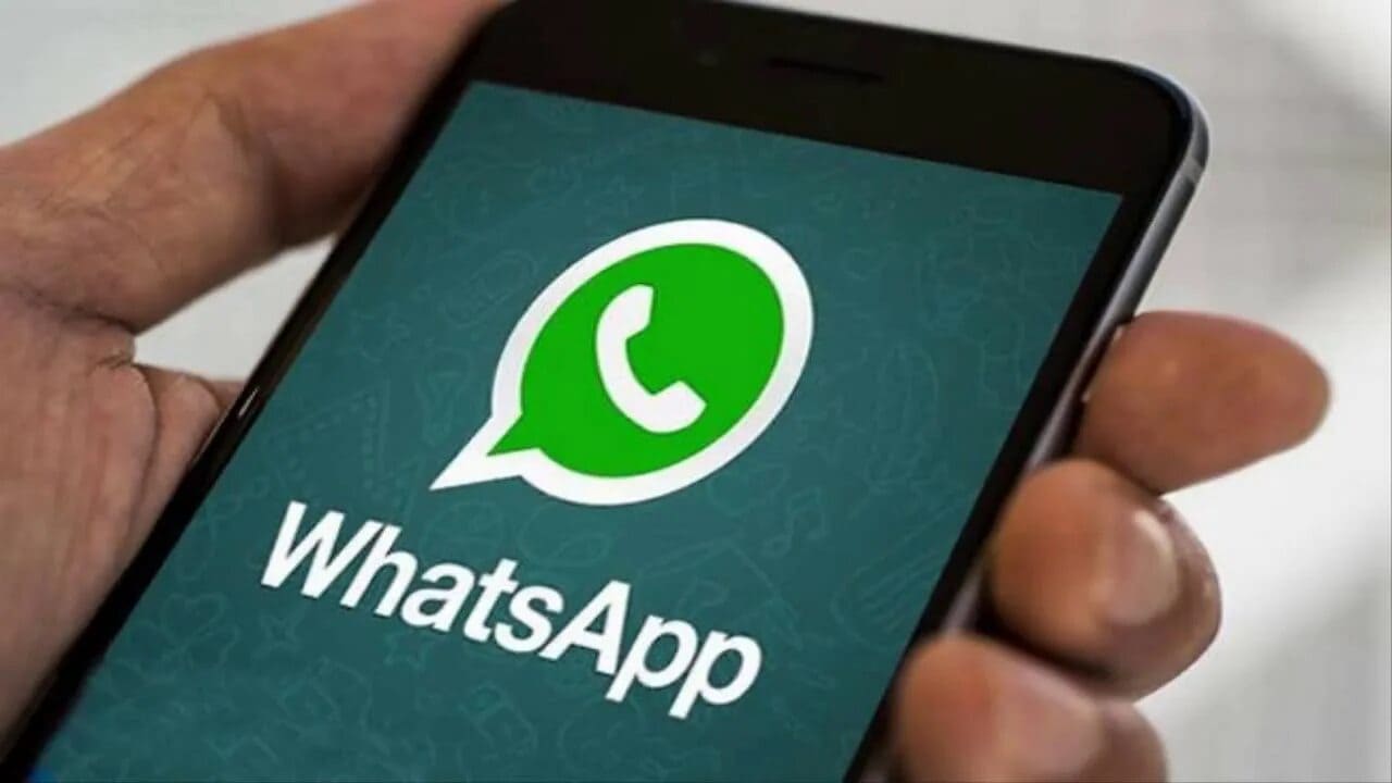 WhatsApp Status Screen
